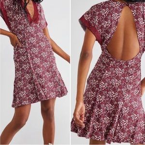 Free People Red Sweet Talker Mini Dress
Ruched Floral Women Medium